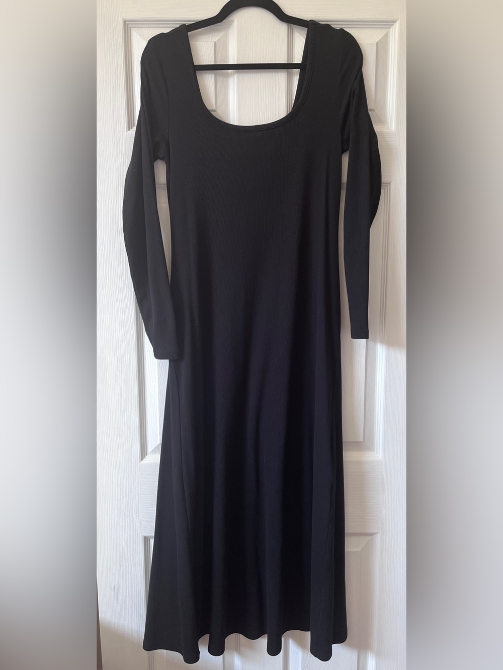 Old Navy Black Ribbed Long Sleeve Maxi Dress